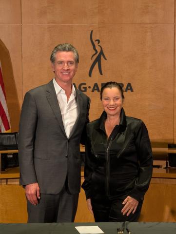 California Governor Gavin Newsom (L) with SAG-AFTRA President Fran Drescher